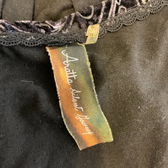 Aratta Silent Gourney Top XL Black Embroidered Purple Green Blue Floral - Picture 13 of 13